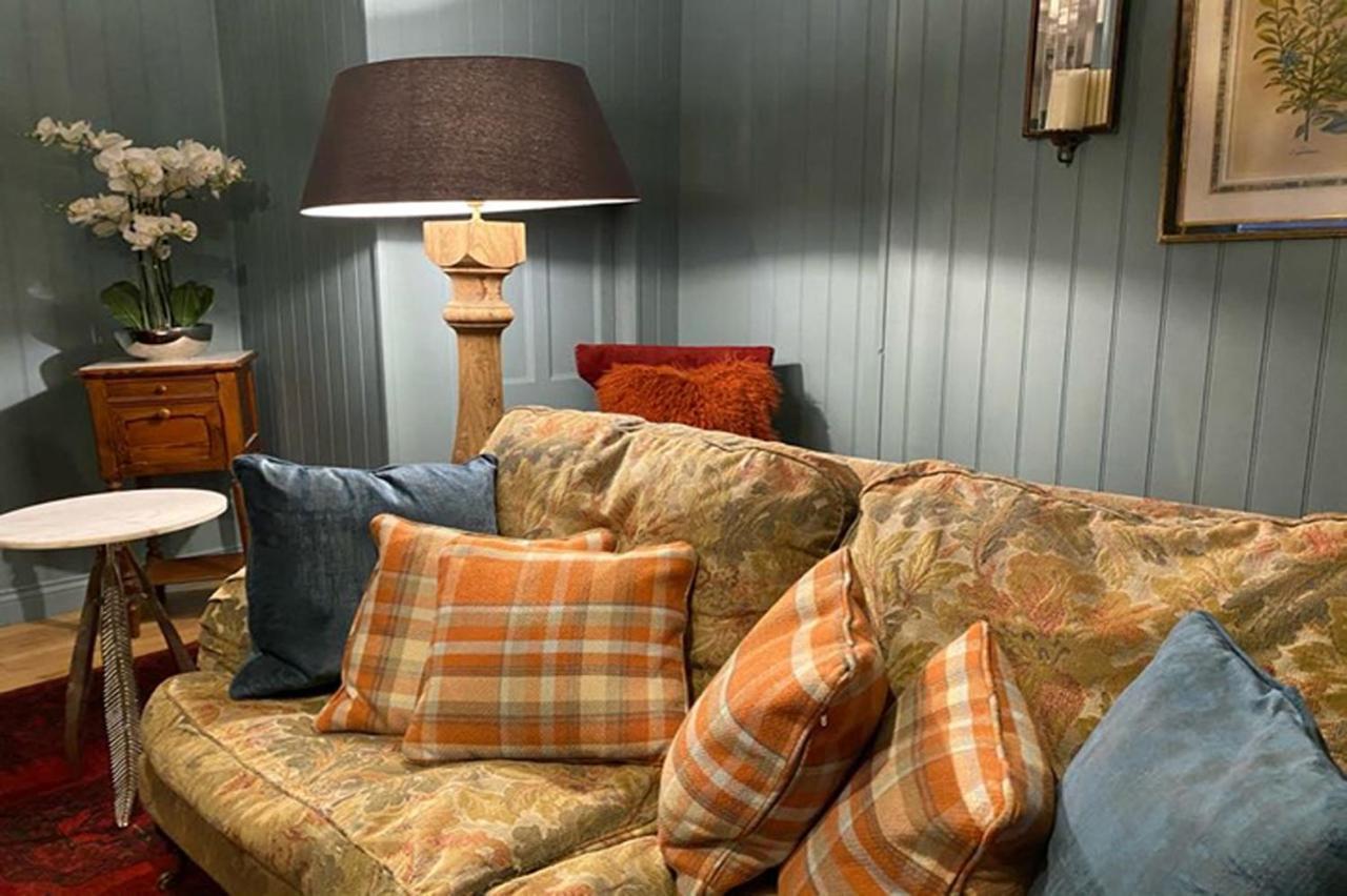 Bampton Townhouse Hotel 4*