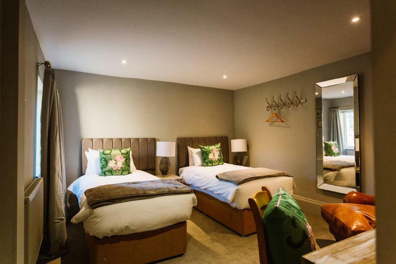 Bampton Townhouse Hotel 4*